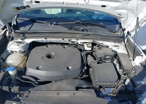 2021 Volvo Xc40 T5 Momentum from USA, damaged, VIN YV4162UK8M2415214